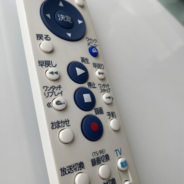 東芝(トウシバ)の東芝　　VARDIA  リモコン スマホ/家電/カメラのテレビ/映像機器(DVDレコーダー)の商品写真