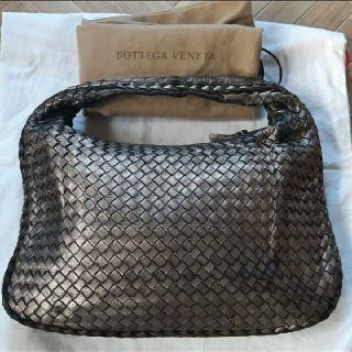 ボッテガヴェネタ(Bottega Veneta)のボッテガ・ヴェネタ　イントレチャート　ブロンズ　メタリック　トート　ショルダー(ハンドバッグ)