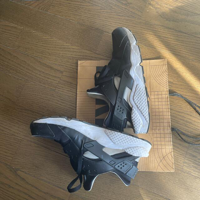 NIKE(ナイキ)のNIKE エアハラチ　AIR HUARACHE ブラック×グレー メンズの靴/シューズ(スニーカー)の商品写真