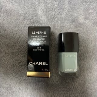 シャネル(CHANEL)のシャネル ヴェルニ ロング トゥニュ 584 ブルー パステル 13ml(マニキュア)