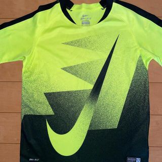 ナイキ(NIKE)のNIKE    Tシャツ　(Tシャツ/カットソー)