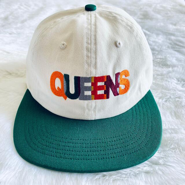 1LDK SELECT(ワンエルディーケーセレクト)の新品未使用　即完売　QUEENS HAT MULTI  メンズの帽子(キャップ)の商品写真