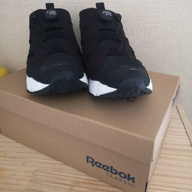 Reebok(リーボック)の(happyelmo様専用)Reebok インスタポンプフューリー レディースの靴/シューズ(スニーカー)の商品写真