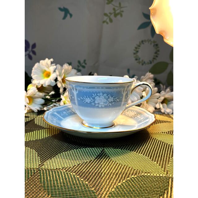 Noritake(ノリタケ)の⭐️ノリタケチヤイナ♡エレガント♡ペアカップ⭐️ インテリア/住まい/日用品のキッチン/食器(グラス/カップ)の商品写真