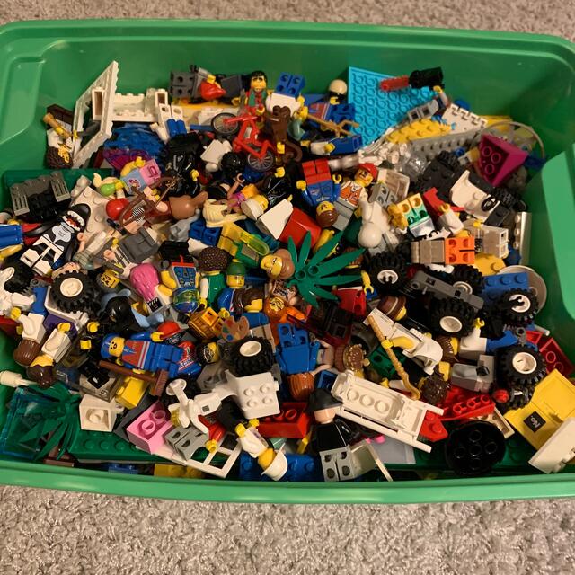 LEGO 大量詰め合わせ　フィグ65体以上　レアパーツ多数　IKEAの箱で発送