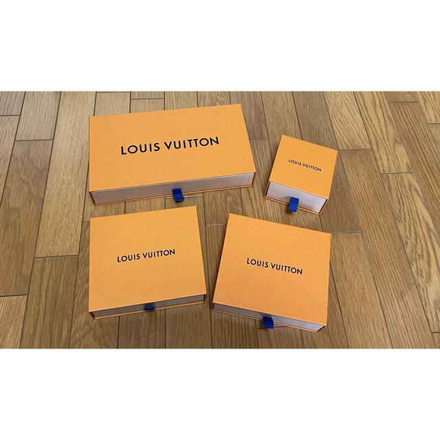 LOUIS VUITTON(ルイヴィトン)のLOUIS VUITTON ルイヴィトン 箱 袋 メッセージカード ハンドメイドのアクセサリー(その他)の商品写真