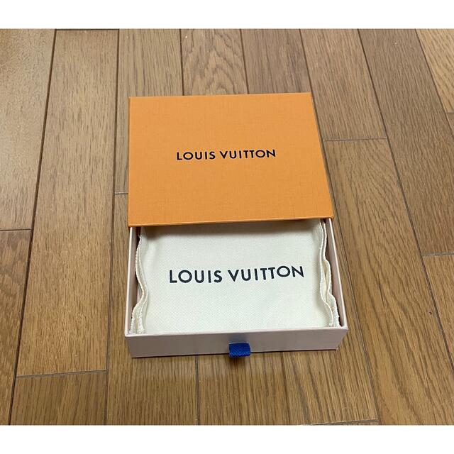 LOUIS VUITTON(ルイヴィトン)のLOUIS VUITTON ルイヴィトン 箱 袋 メッセージカード ハンドメイドのアクセサリー(その他)の商品写真