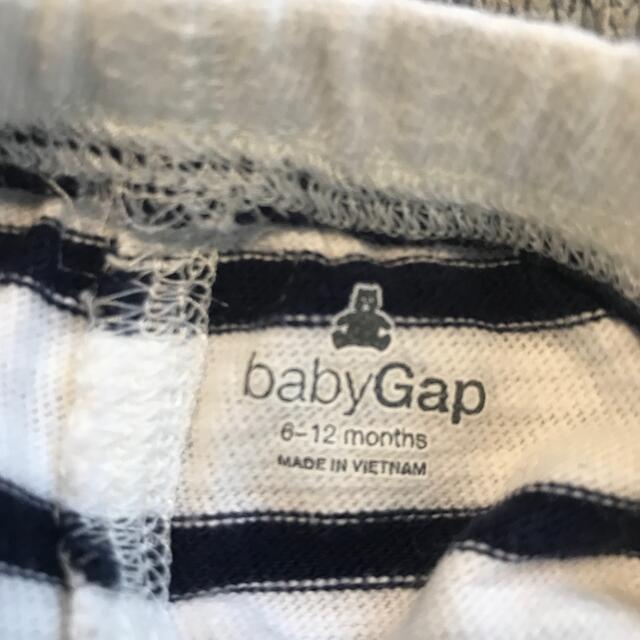 babyGAP(ベビーギャップ)のbabyGapショートパンツ6-12months キッズ/ベビー/マタニティのベビー服(~85cm)(パンツ)の商品写真