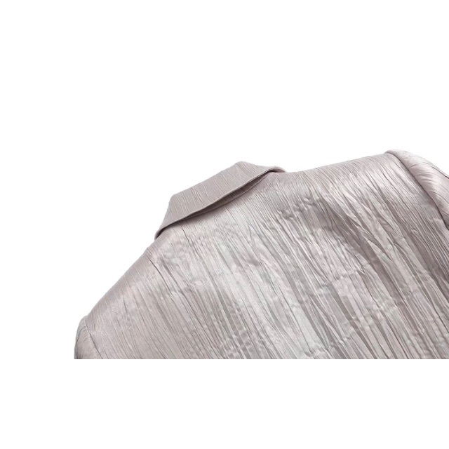 ZARA(ザラ)の💝2月新作🍫7299◆サテンシルク風 テーラードジャケット ブレザー レディースのジャケット/アウター(テーラードジャケット)の商品写真