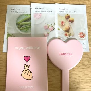 イニスフリー(Innisfree)のイニスフリー　ハンドミラー＋フェイスマスク3枚(ミラー)