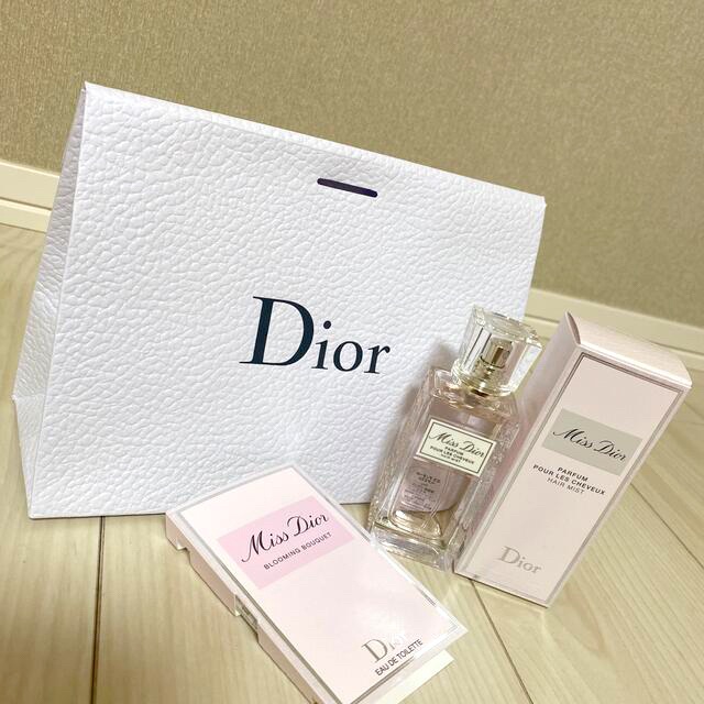 Dior(ディオール)のDior ヘアミスト　新品未使用 コスメ/美容のヘアケア/スタイリング(ヘアウォーター/ヘアミスト)の商品写真