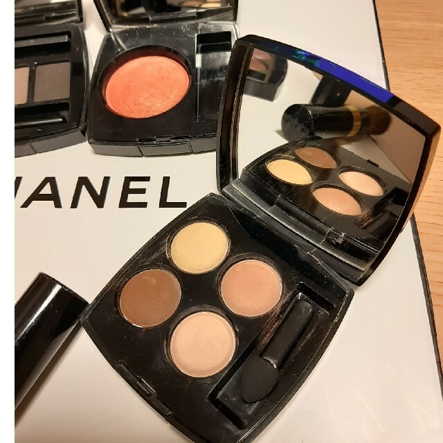 CHANEL(シャネル)の化粧品CHANEL 5点+エスティ－ロ－ダ－1点 コスメ/美容のベースメイク/化粧品(パウダーアイブロウ)の商品写真