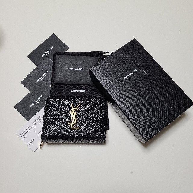 Saint Laurent(サンローラン)の★SAINT LAURENT★財布 レディースのファッション小物(財布)の商品写真