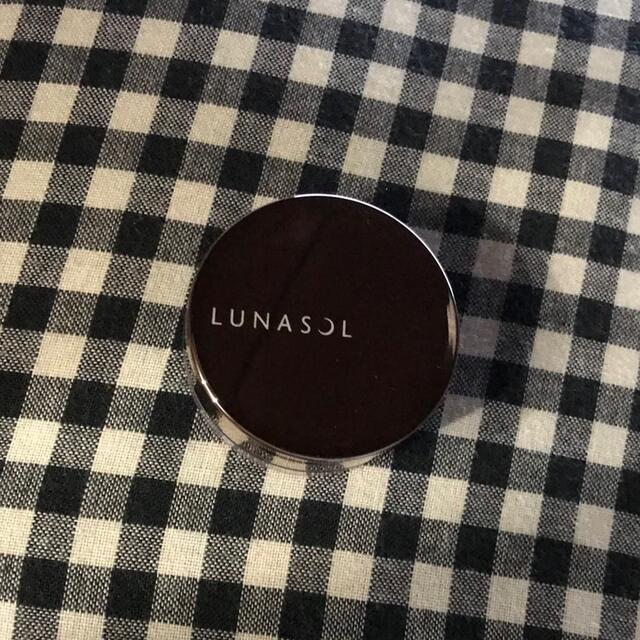 LUNASOL(ルナソル)の『新品』ルナソル　クリーミィハイライト　EX01 フローズンピンク コスメ/美容のベースメイク/化粧品(フェイスカラー)の商品写真