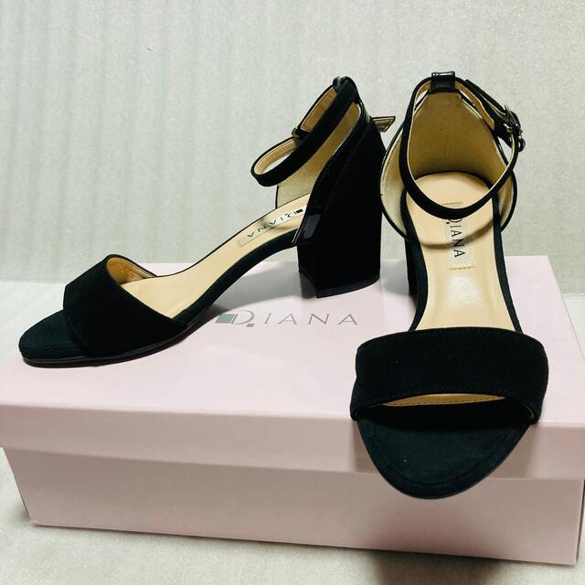 DIANA(ダイアナ)のダイアナ　チャンクヒールサンダル　黒 レディースの靴/シューズ(サンダル)の商品写真