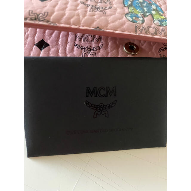 MCM(エムシーエム)のMCM 財布　W14 H9 D2 ポケット21カ所 レディースのファッション小物(財布)の商品写真