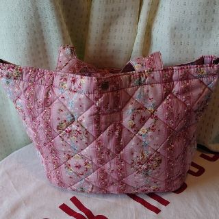 ピンクハウス パッチワークプリント MEDIUM HARPER BAG