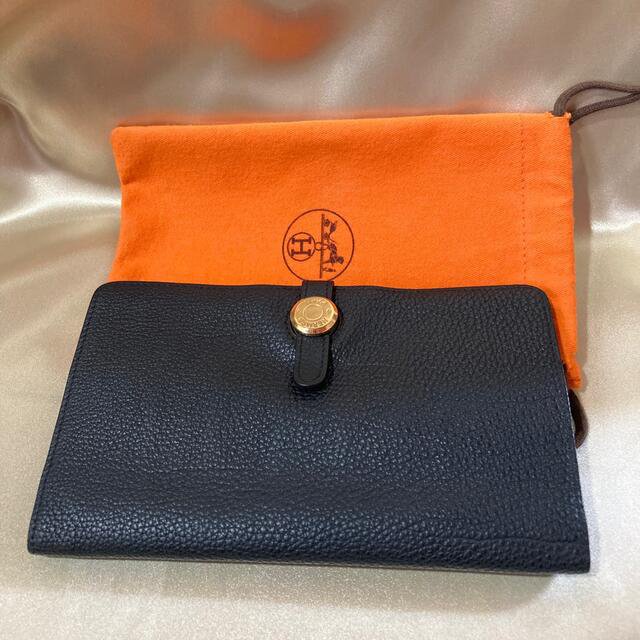 Hermes(エルメス)の極美品★ 正規品 エルメス ドゴン 二つ折り コンパクト 長財布 ブラック 黒 レディースのファッション小物(財布)の商品写真