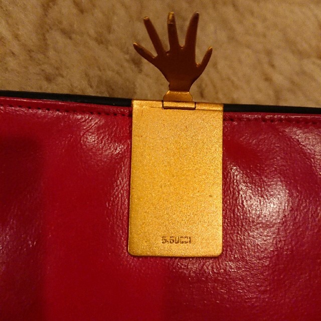 Gucci(グッチ)の激レア OLDGUCCIオールドグッチ ハンドクリップモチーフ エナメル長財布 レディースのファッション小物(財布)の商品写真