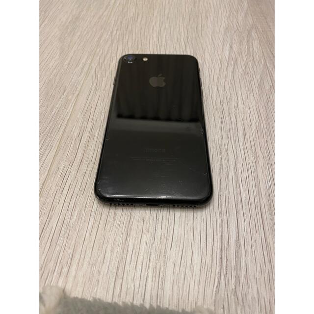 iPhone(アイフォーン)のiPhone7 128GB JETBLACK 本体　apple スマホ/家電/カメラのスマートフォン/携帯電話(スマートフォン本体)の商品写真