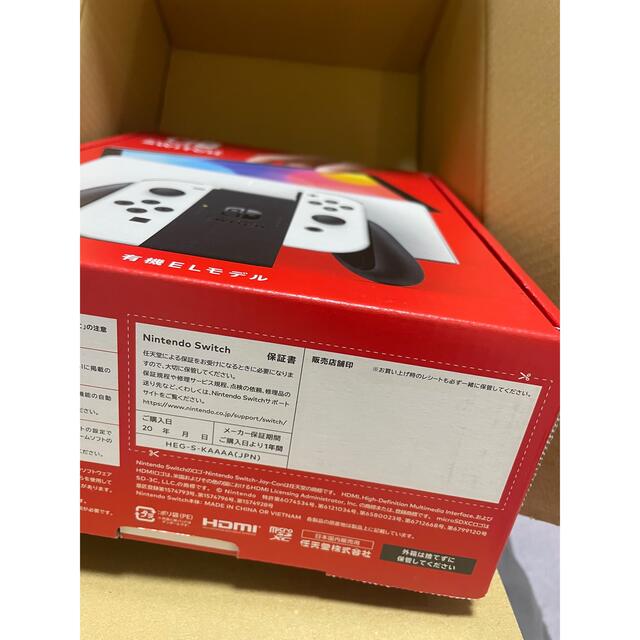 Nintendo Switch(ニンテンドースイッチ)の新品 未使用 Nintendo Switch スイッチ 有機ELモデル エンタメ/ホビーのゲームソフト/ゲーム機本体(家庭用ゲーム機本体)の商品写真