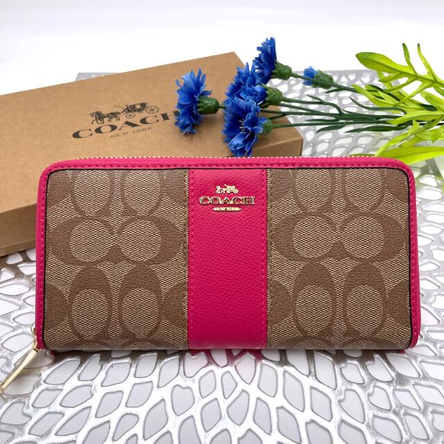 COACH(コーチ)の新品未使用⭐︎COACH 長財布 シグネチャー　ブラウン×ピンク♡ 人気 レディースのファッション小物(財布)の商品写真