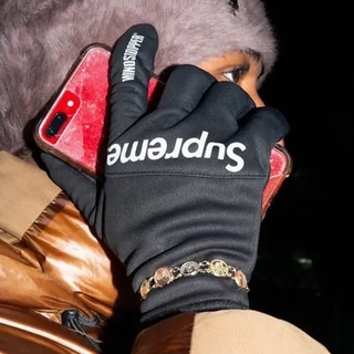シュプリーム(Supreme)のM/L 黒 Supreme GORE WINDSTOPPER Gloves (手袋)
