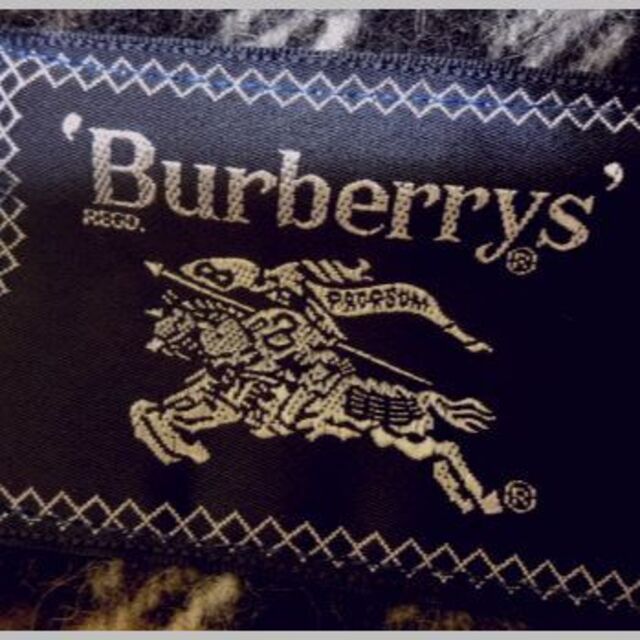 BURBERRY(バーバリー)の未使用BURBERRYバーバリー♡ラムMIX 純毛毛布140×200 毛100％ インテリア/住まい/日用品の寝具(毛布)の商品写真