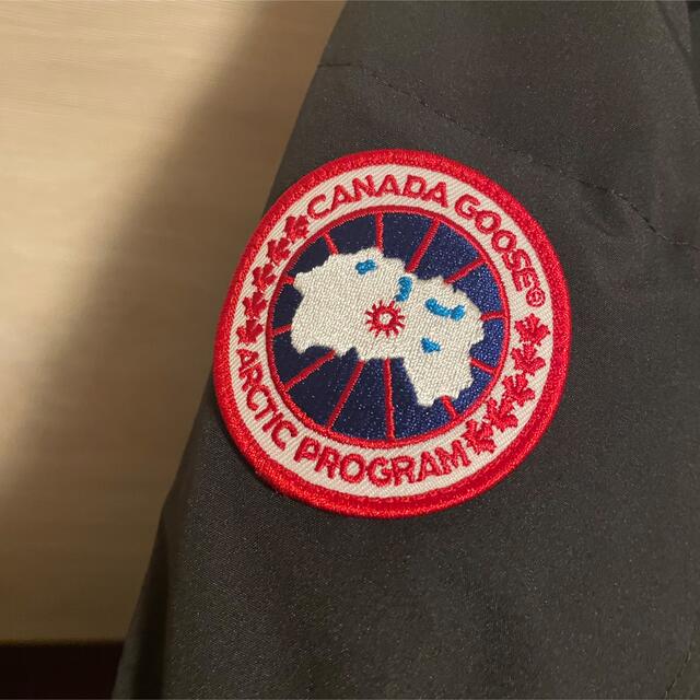 CANADA GOOSE(カナダグース)の極美品　CANADA GOOSE カナダグース　CARSON PARKA ダウン メンズのジャケット/アウター(ダウンジャケット)の商品写真