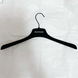 バレンシアガ(Balenciaga)のBALENCIAGA ハンガー / バレンシアガスエードハンガー(押し入れ収納/ハンガー)