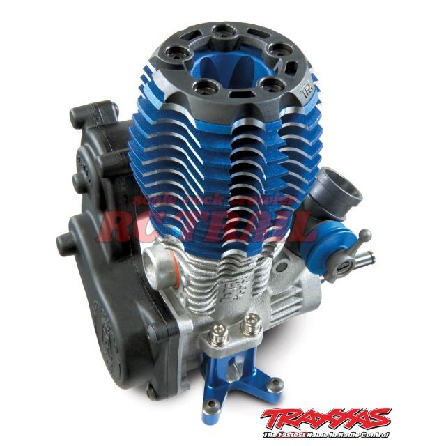 トラクサス T-Maxx 3.3 レッド RTR　エンジンモンスタートラック エンタメ/ホビーのおもちゃ/ぬいぐるみ(ホビーラジコン)の商品写真