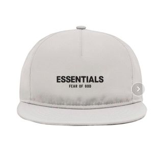 フィアオブゴッド(FEAR OF GOD)の未使用品！Fear Of God ESSENTIALS NEW ERA キャップ(キャップ)