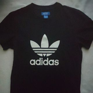 アディダス(adidas)のadidas originals 　ビックロゴプリント Tシャツ　サイズM　美品(Tシャツ/カットソー(半袖/袖なし))