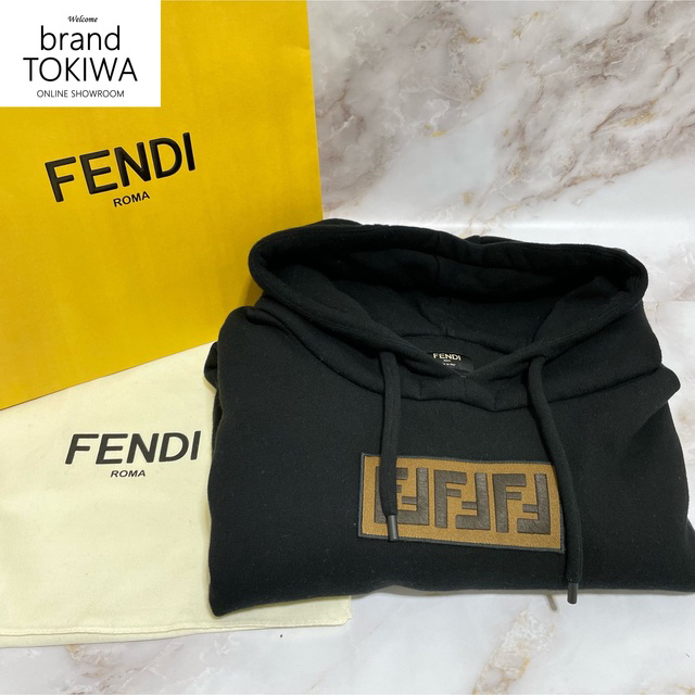 FENDI フェンディ ロゴ パーカー プルオーバーメンズ