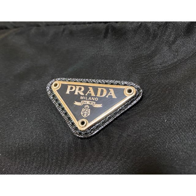 PRADA(プラダ)のPRADA ☆ ほぼ新品 大きめ ポーチ クラッチバッグ レディースのバッグ(クラッチバッグ)の商品写真