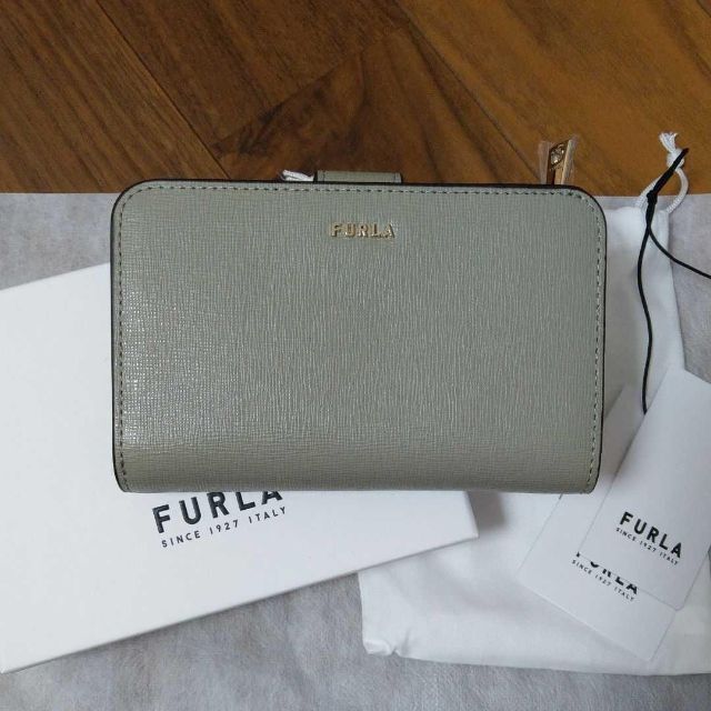 Furla(フルラ)の【新品】フルラ BABYLON M COMPACT WALLET グレー×ピンク レディースのファッション小物(財布)の商品写真