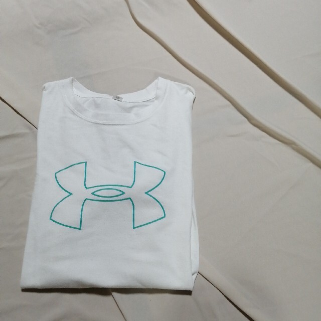 アンダーアーマーTシャツ レディースのトップス(Tシャツ(半袖/袖なし))の商品写真