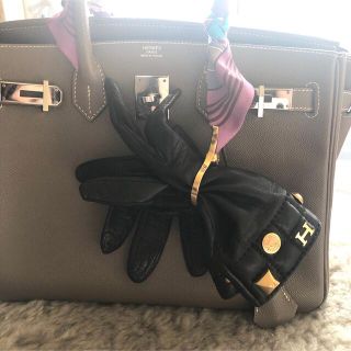 【新品】エルメス グローブホルダー フィルー ゴールド チェーン付き 手袋ホルダー HERMES メンズ レディース バッグチャーム プレゼント ブランド 定番 人気