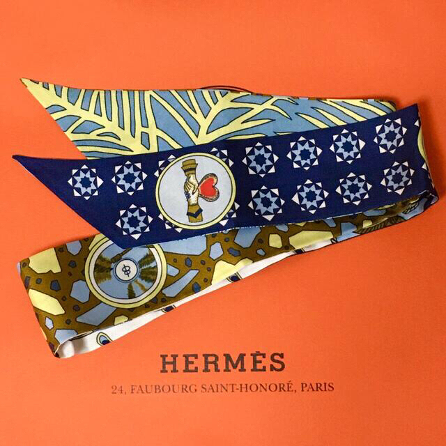 【限界値下げ】HERMES(エルメス）100％シルク ツイリー    AU450