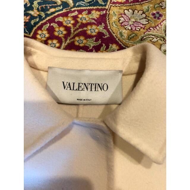 VALENTINO(ヴァレンティノ)のヴァレンティノ  ケープコート レディースのジャケット/アウター(ポンチョ)の商品写真