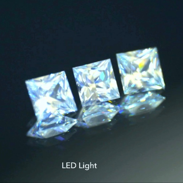 祝日特価㊗️純白キラキラプリンセス✨✨✨ジルコン3個セット計1.20ct 2