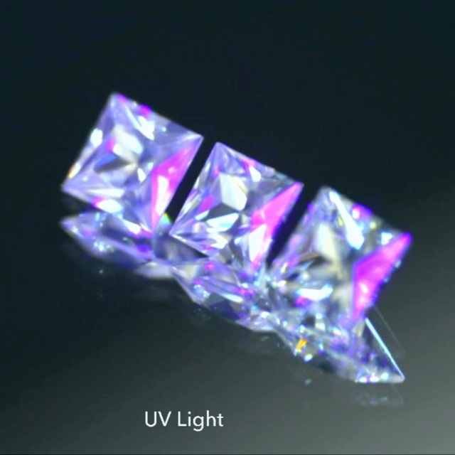 祝日特価㊗️純白キラキラプリンセス✨✨✨ジルコン3個セット計1.20ct 3