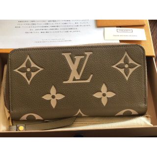 ルイヴィトン(LOUIS VUITTON)の新品同様　ルイヴィトン長財布　ジッピーウォレット　アンプラント　(財布)