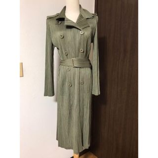 新品セール♡ トップス プリーツプリーズ イッセイミヤケ トレンチ