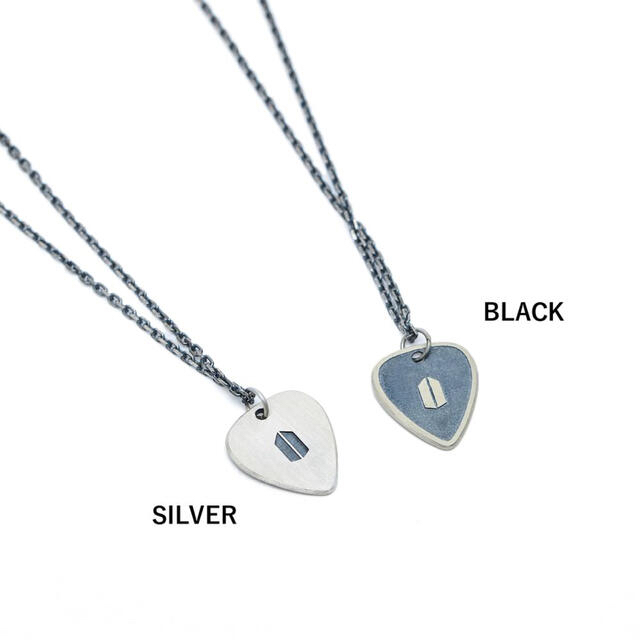 [SUGA] GUITAR PICK NECKLACE SILVER 1