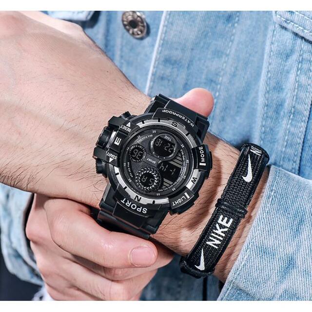 ★海外限定 黒×シルバー ダイバーズ ビッグフェイス スポーツ 腕時計50m防水 メンズの時計(腕時計(デジタル))の商品写真