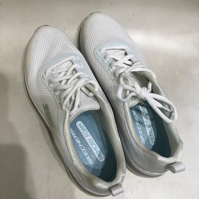最安値新品SKECHERSシューズ