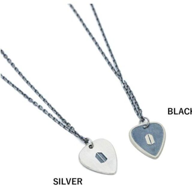 BTS SUGA GUITAR PICK NECKLACE SILVER ユンギ