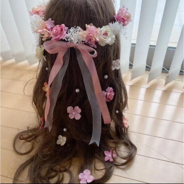 ラプンツェルハーフアップ髪飾り♡サーモンピンクの通販 by ❀mi❀flower♡happy♡｜ラクマ