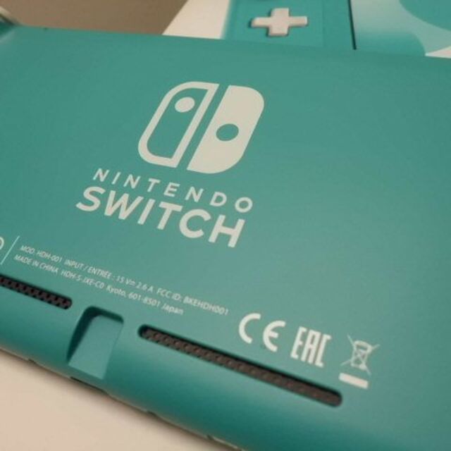 Nintendo Switch(ニンテンドースイッチ)のNintendo Switch Lite Turquoise エンタメ/ホビーのゲームソフト/ゲーム機本体(携帯用ゲーム機本体)の商品写真